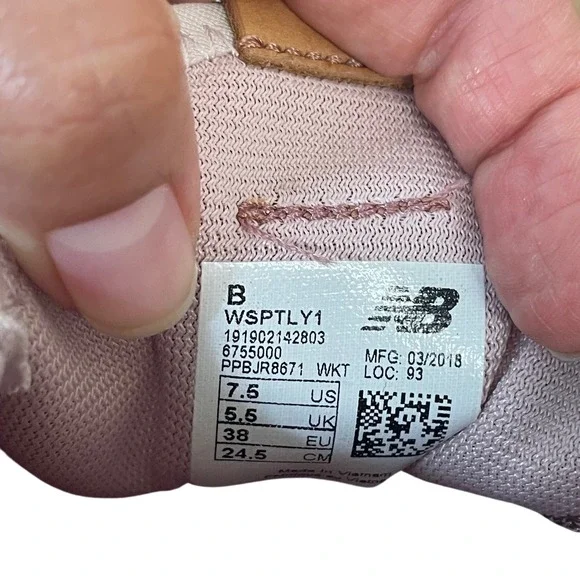 New Balance Fresh Foam Sport Running Shoes Women's Size 7.5 Mauve Sneakers - Picture 7 of 9